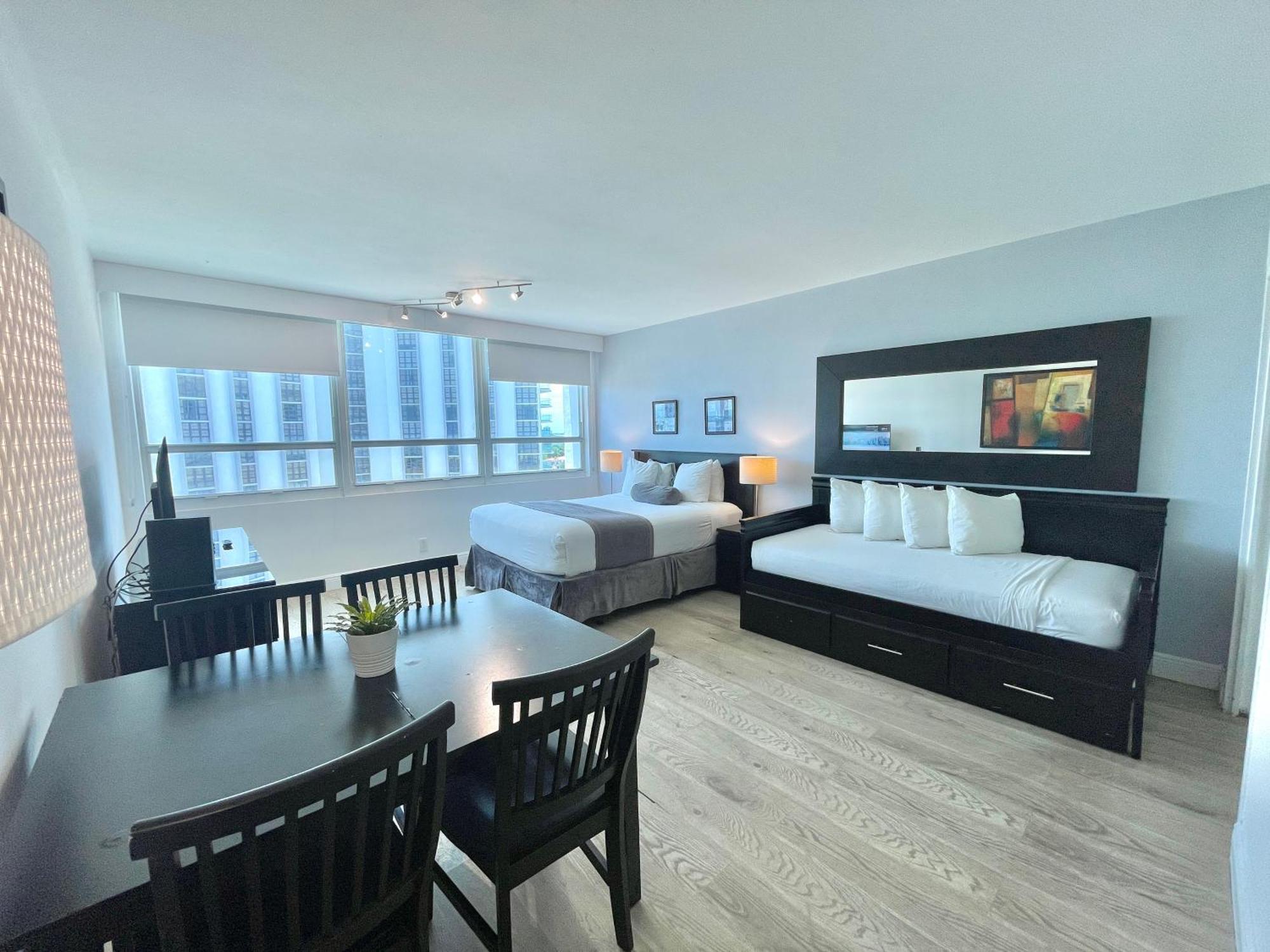 New Point Miami Beach Apartments Екстериор снимка