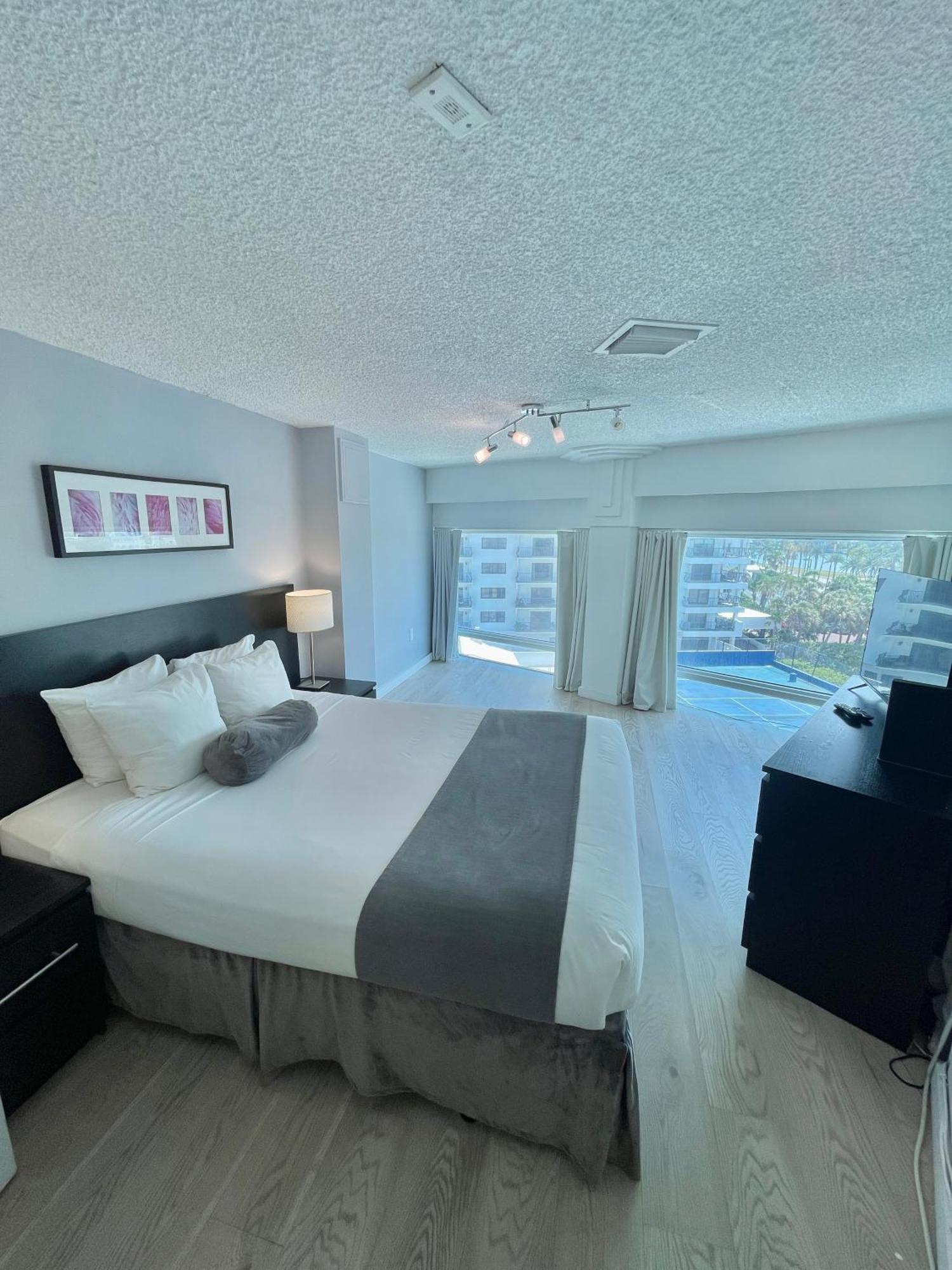 New Point Miami Beach Apartments Екстериор снимка